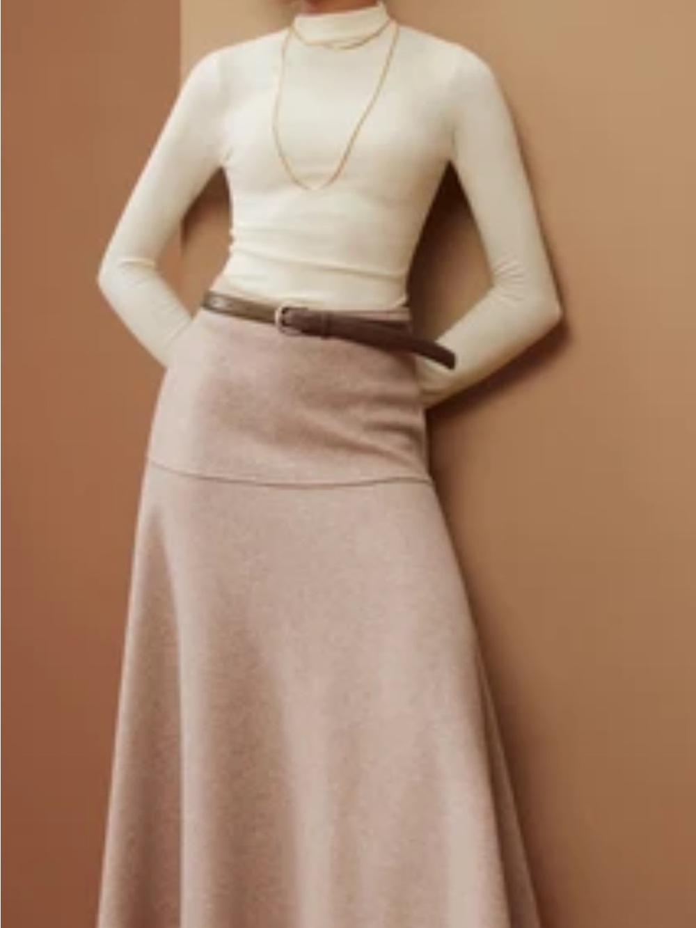 OGL Move High Waisted Umbrella HemMidi Skirt, Coffee Brown Knit, NEW size Large
